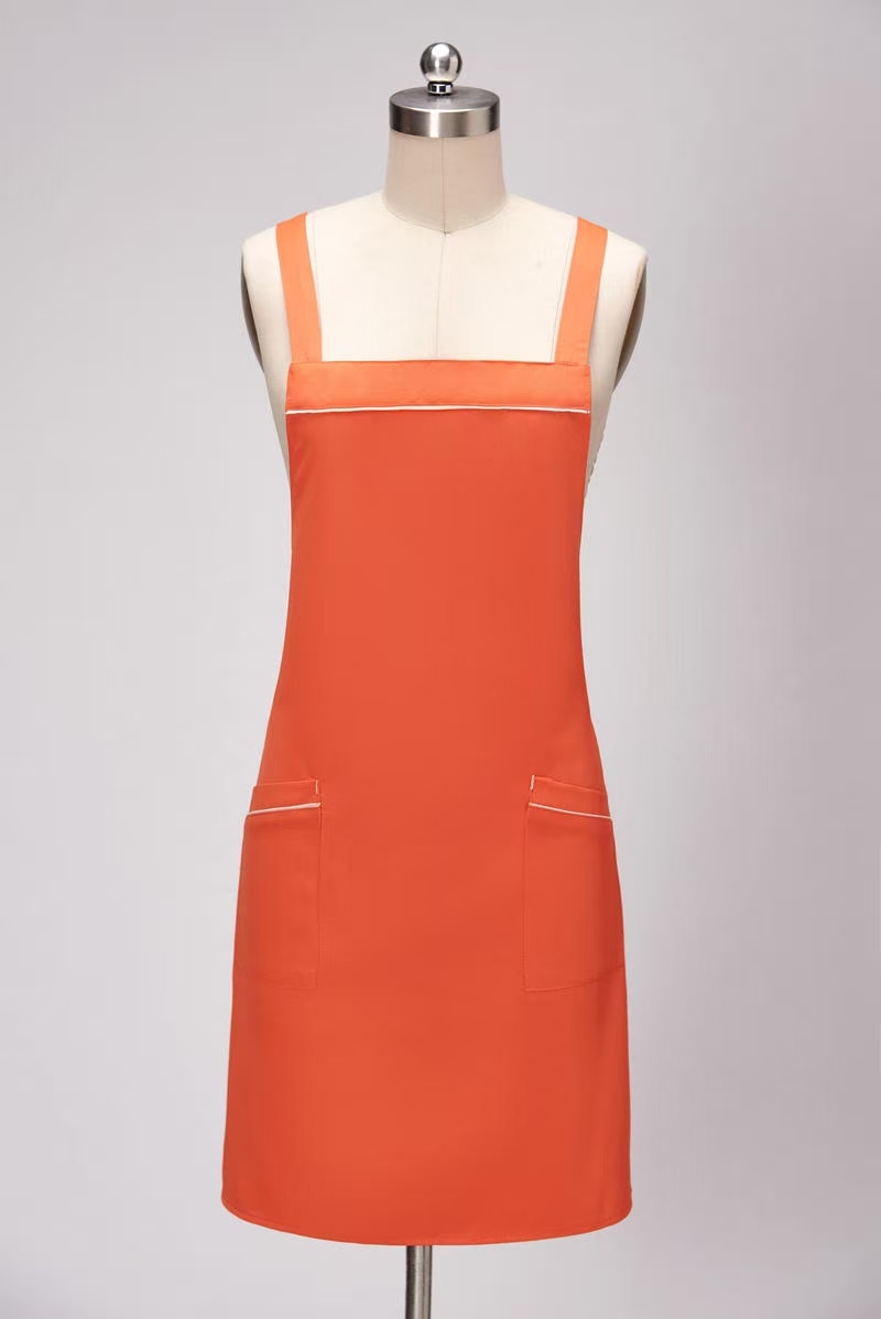 Customizable apron with pockets, suitable for various needs