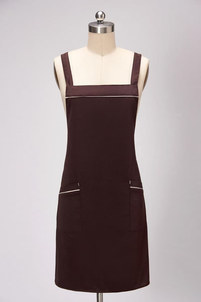 Best-selling universal apron for both men and women. High-quality with customizable size and color. Made of polyester and cotton. Customizable logo. Suitable for restaurant and bar uniforms.